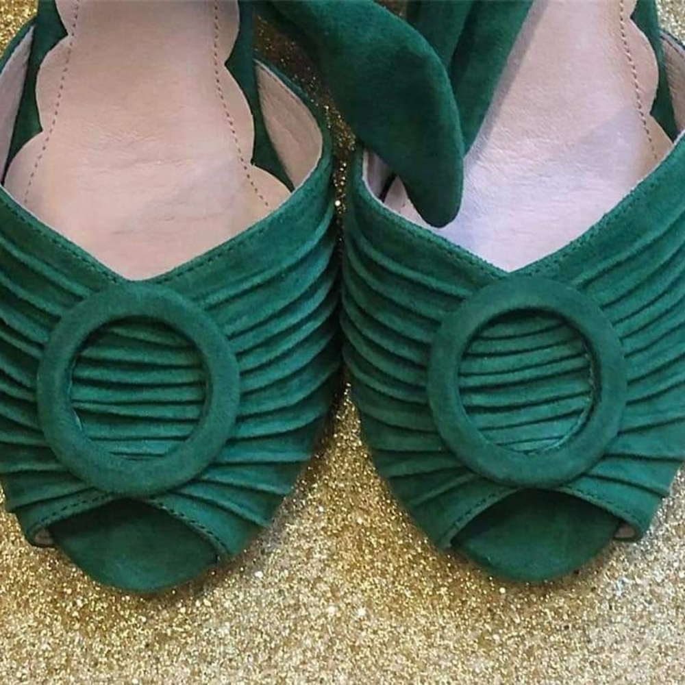 Miss L Fire Loretta Green Classic Ruched Peep Toe Suede Pumps - Picture 3 of 12